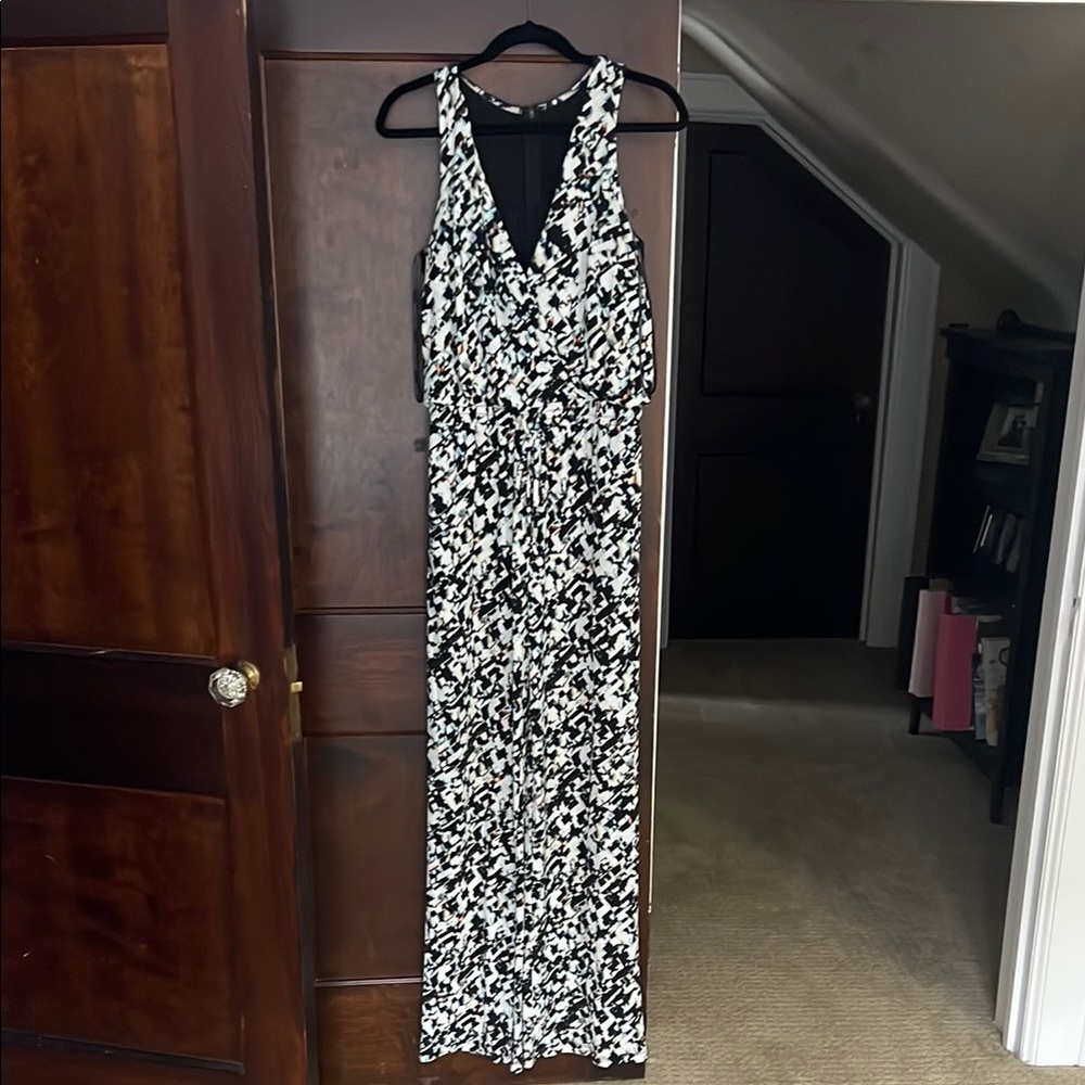 Vince Camuto Black and White Halter Plunge Gown for Cocktail